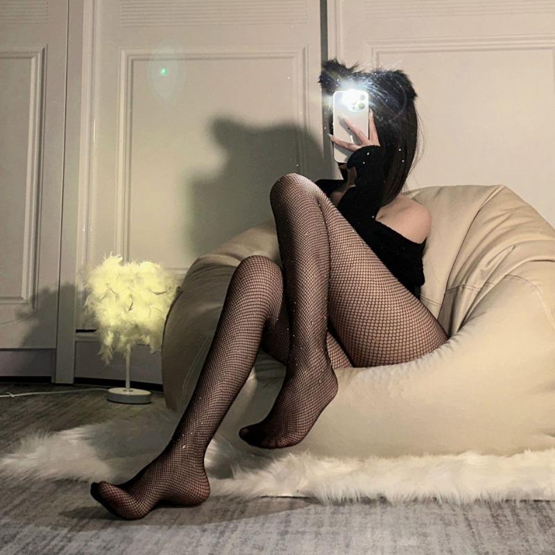 

New bright diamond fishing net socks women s spring thin sexy mesh bare leg artifact with feet long socks leggings one size fits all чёрный