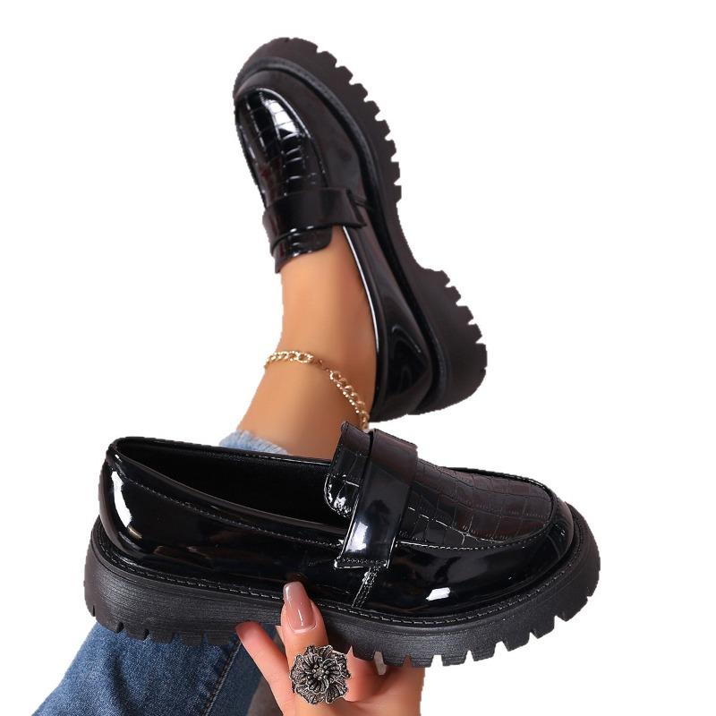 Damen Mokassins in Überweite mit Steintextur, Britischer Stil, Plateau-Flats, Slipper Herbstschuhe für Damen