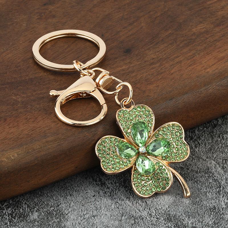 Llavero de Trébol de Cuatro Hojas de Lujo de Moda Llavero de Metal de la Suerte para Mujeres Colgantes para Bolsos Portallaves Regalos