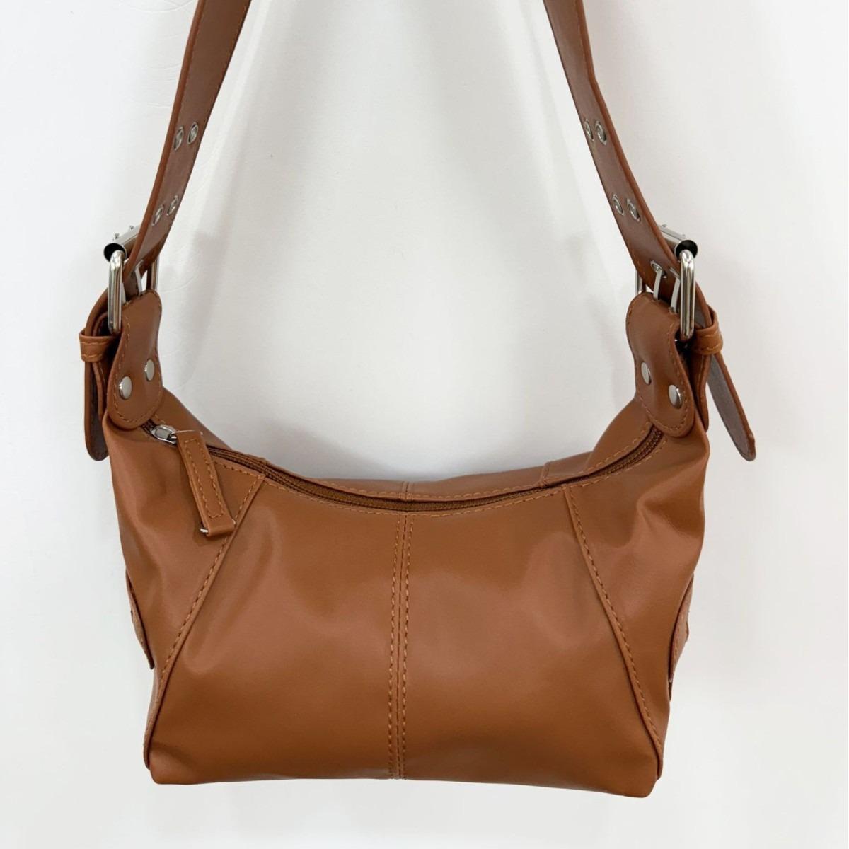 Новая женская сумка Крутая девушка Нишевый дизайн Модная кожаная сумка на плечо с молнией Сумка подмышку Ретро Маленькая сумка для женщин светло-коричневого