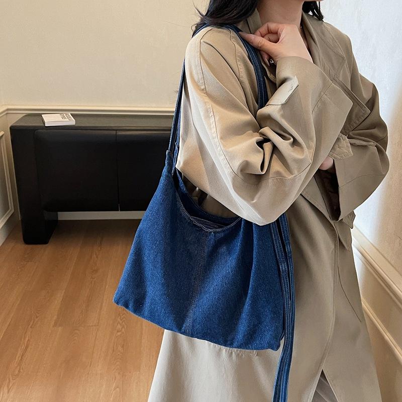 Denim Bags Women's Fashion Large Capacity Commuter Shoulder Underarm Bags College Students Class Tote Bags