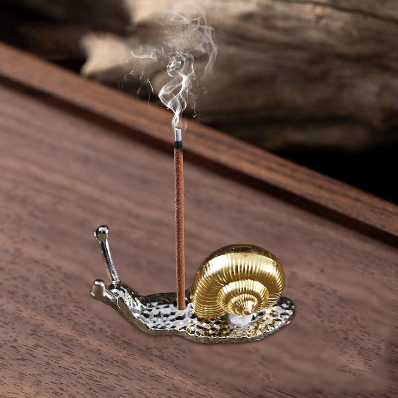 Alloy Snail decor Handmade Metal Incense Holder Crafts Figurines Ornament Room Decor Supplies Home Decoration Accessories