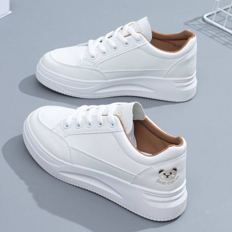 Little white shoes women's shoes 2025 new spring and autumn white shoes versatile popular shoes casual single shoes board shoes summer thin