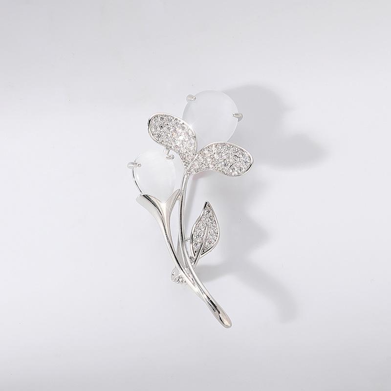 Bo Xin Yun Copper  Zirconia Tulip Brooch with Cat s Eye