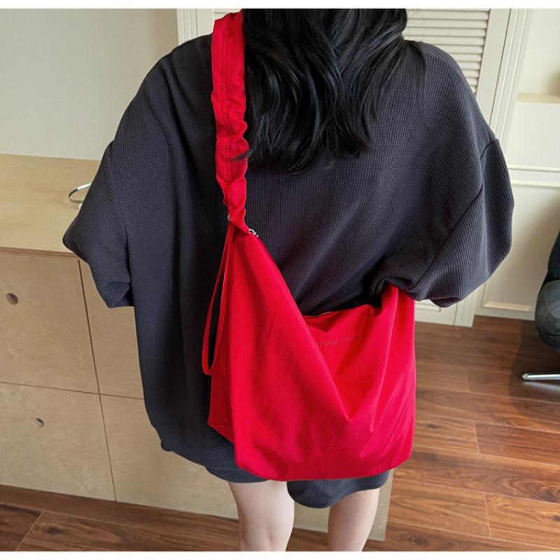 Canvas Bag Women's Large-capacity New Summer Versatile Pleated Shoulder Messenger Bag College Student Tote Bag