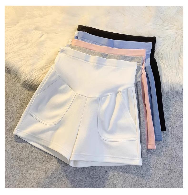 Summer Maternity Wide-Leg Shorts: Lightweight, Non-Constricting, Large Size for Comfort and Casual Style During Pregnancy