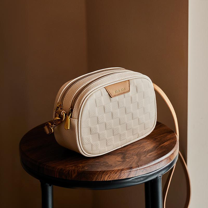 

Mrs. Qiao Bag Women 2025 New Autumn Winter Crossbody Small Bag Women High-end Small Square Bag Genuine Leather Women s Shoulder Bag Long20CM、Wide8.5CM、Hi