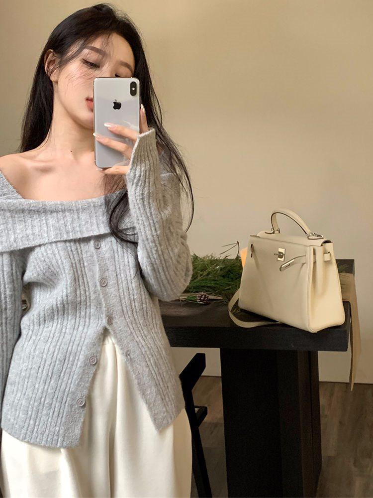 Pure & Sexy Off-Shoulder Knit Sweater for Women - Autumn/Winter Long-Sleeve Cardigan