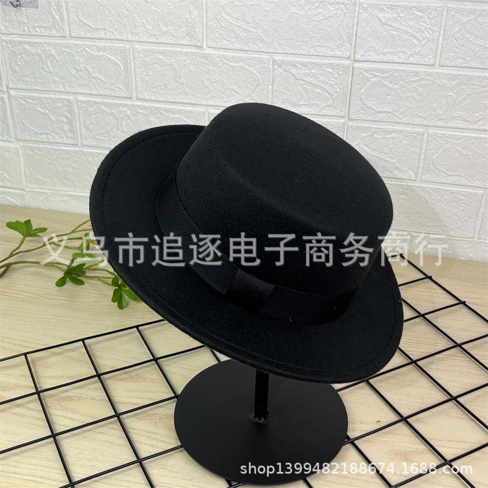 Simple black strap flat top woolen top hat autumn and winter woolen hat men's and women's hats flat edge retro British gentleman's hat