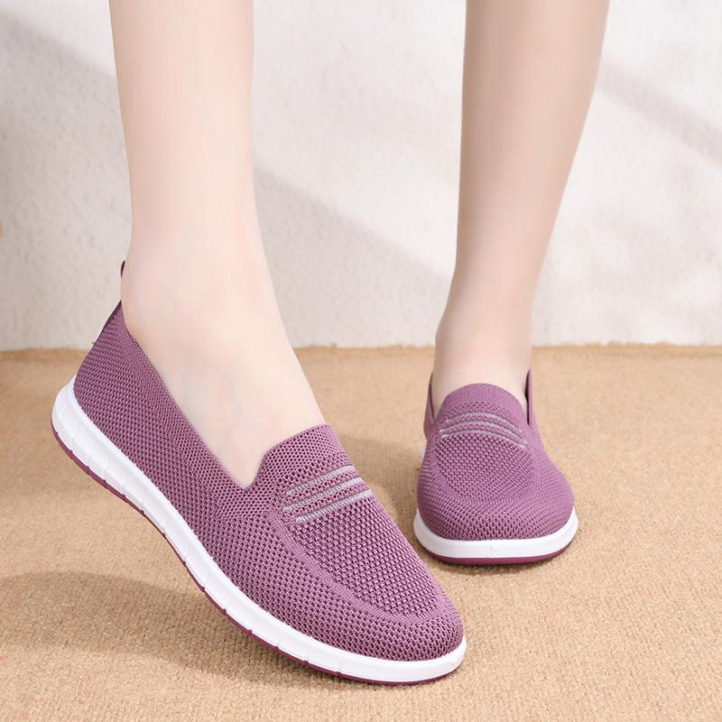 2026 Breathable Mesh Slip-On Flat Shoes for Middle-aged & Elderly - New Style Comfortable Old Beijing Cloth Mom Shoes