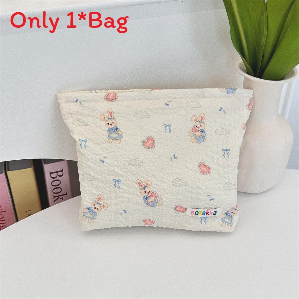 Cute Bear Makeup Bag With Floral Pattern And Polyester Material For Travel Storage