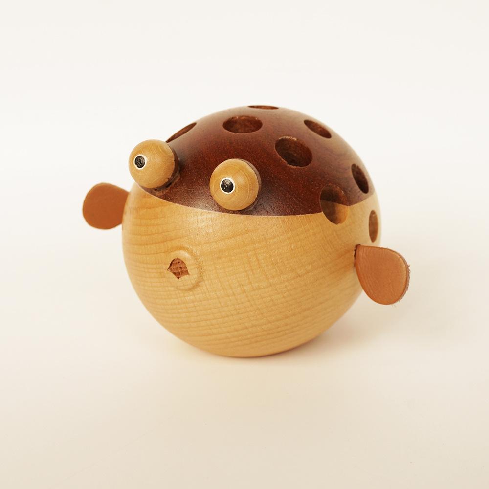 Wooden Multifunctional Creative Pufferfish Pen Plug Office Stationery Box Desktop Storage Ornament Gift Pen Holder