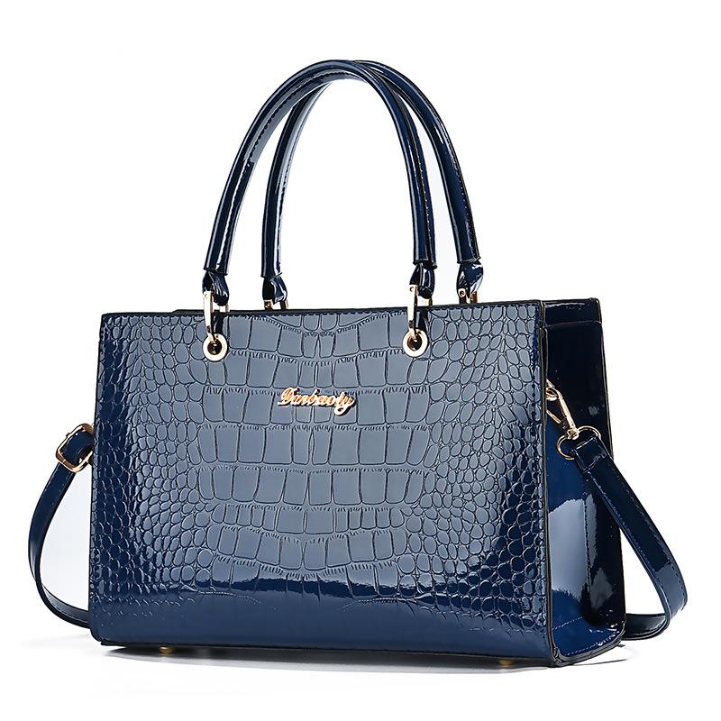 

Fashion Handbag Simple To Use Shoulder Bag Foreign Style New Crossbody Bag Big Capacity Female Bag Crocodile Print Mother Bag .