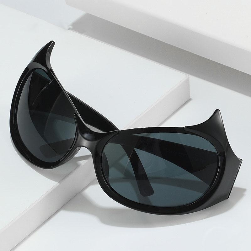 Alien Demon Style Women's Sunglasses European American Hip Hop Glasses for Men Women Fishing Bicycling Male Female Sunglass