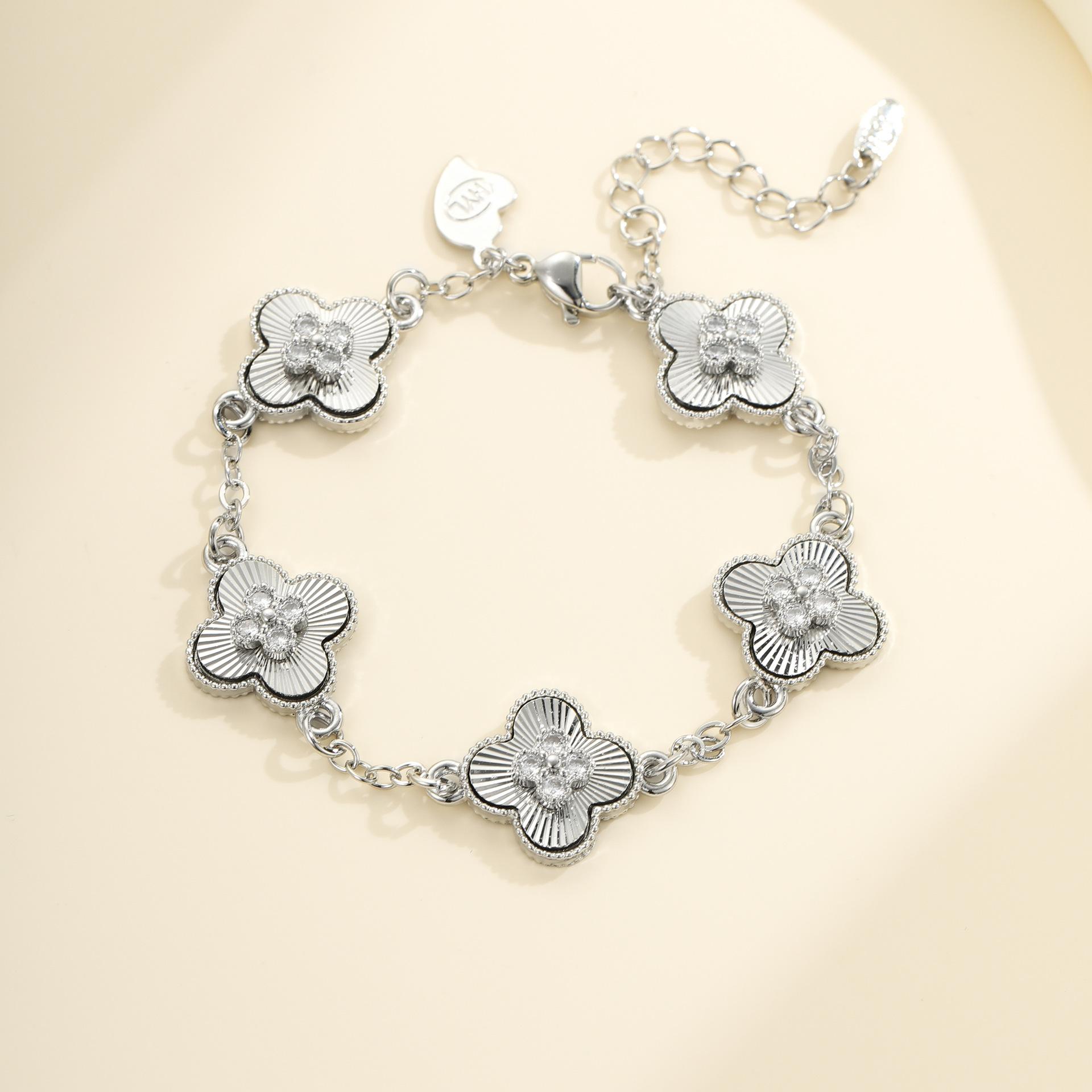 

Модный браслет-клевер, ручная нить, медь, позолота, счастливый цветок, микроинкрустация цирконом, изысканное ручное украшение