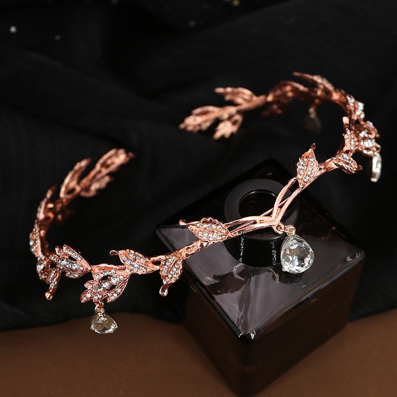 

Bridal Headpiece: Forehead Ornament, Bindi Updo Crown, Fresh Flower Hair Accessories for Weddings, Birthdays, and Festivals