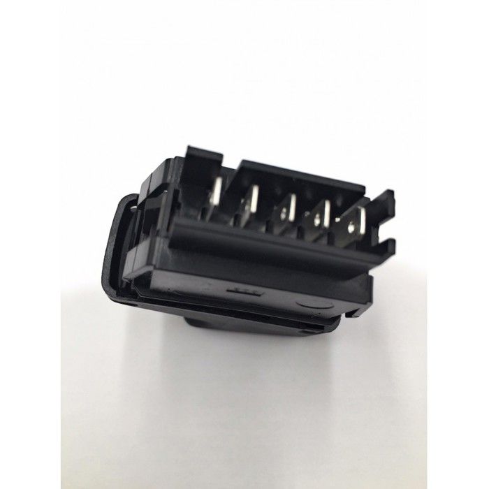 Bouton de lève vitre Renault Clio 2 Scenic Kangoo Megane 7700307605