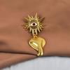 Retro Baroque Style Gold Eye Brooch Long Pearl Tassels Vintage Women Lapel Pin for Bridesmaid Dress Decor Nice Gift