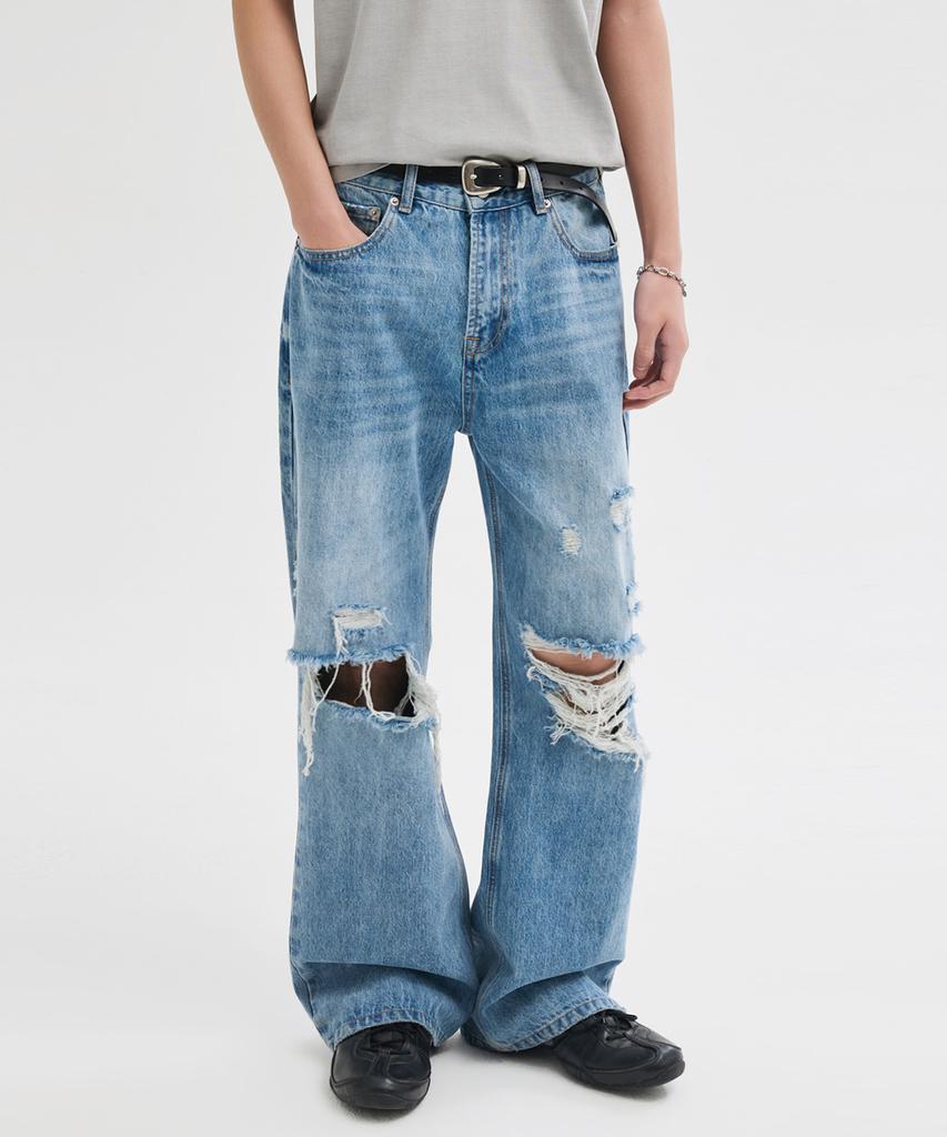 LEIRE Distressed Flare Denim Pants [Light Blue]
