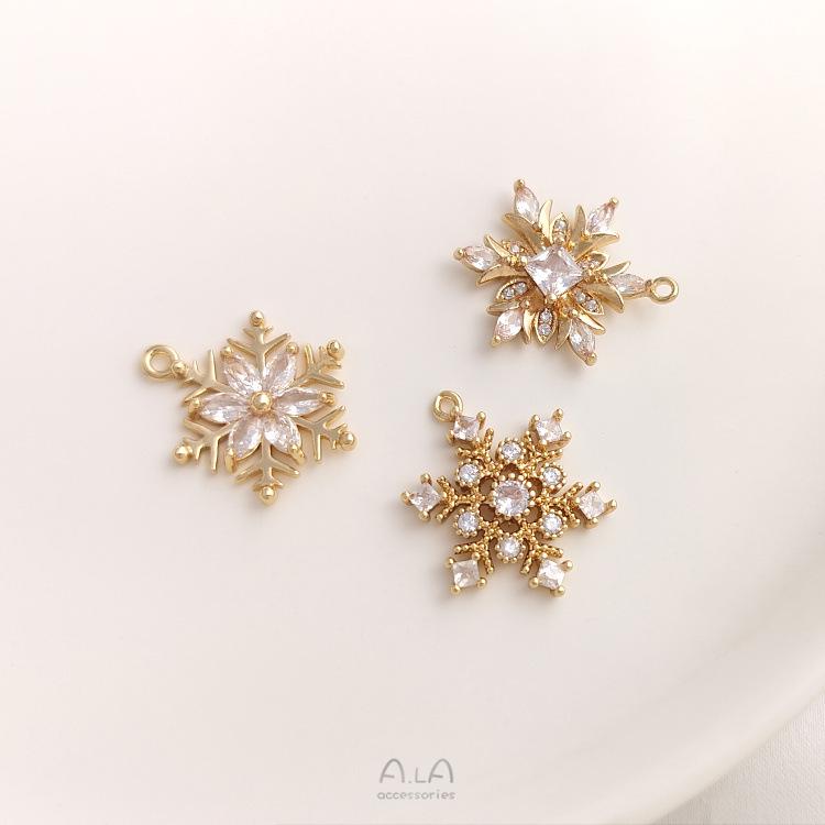 

14K Gold-Plated Snowflake Pendant with Zircon for DIY Jewelry