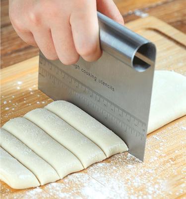 1 Pcs Espátulas de Aço Inoxidável Raspador de Massa de Pizza Com Escala Cozinha Bolo Ferramenta de Cozimento
