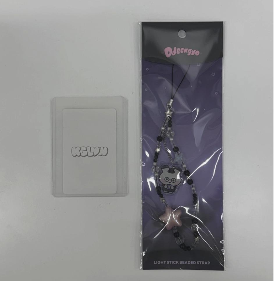 

ATEEZ MIGHTEEZ WONDER ROOM Pop-Up Офіційні товари з персонажами Kpop Мерч LIGHT STICK STRAP - DDEONGYO