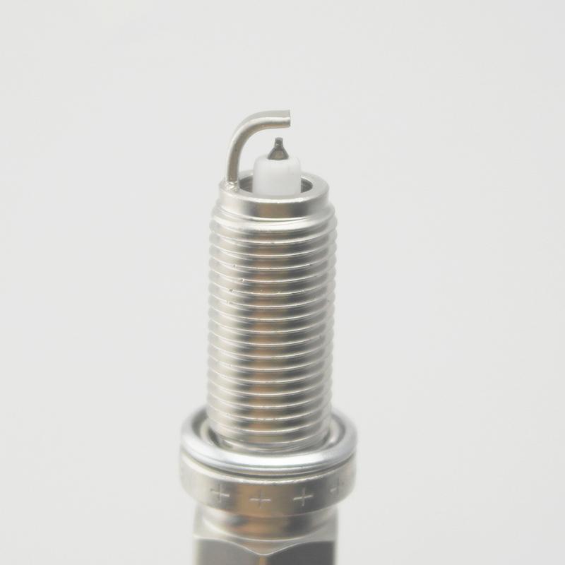 4pcs /Lot 22401 -Jd01b Iridium Spark Plug For Nissan Altima Micra 3 .5l ...