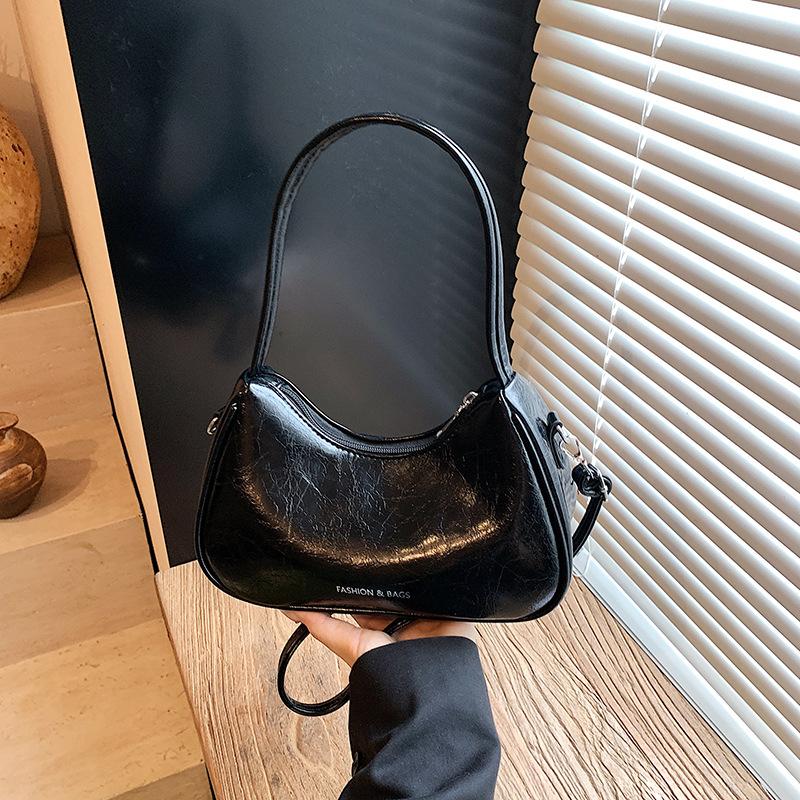 Bag 2025 New Underarm Bag Niche Retro Shoulder Bag Textured Small Square Bag Fashion Commuter Versatile Messenger Bag