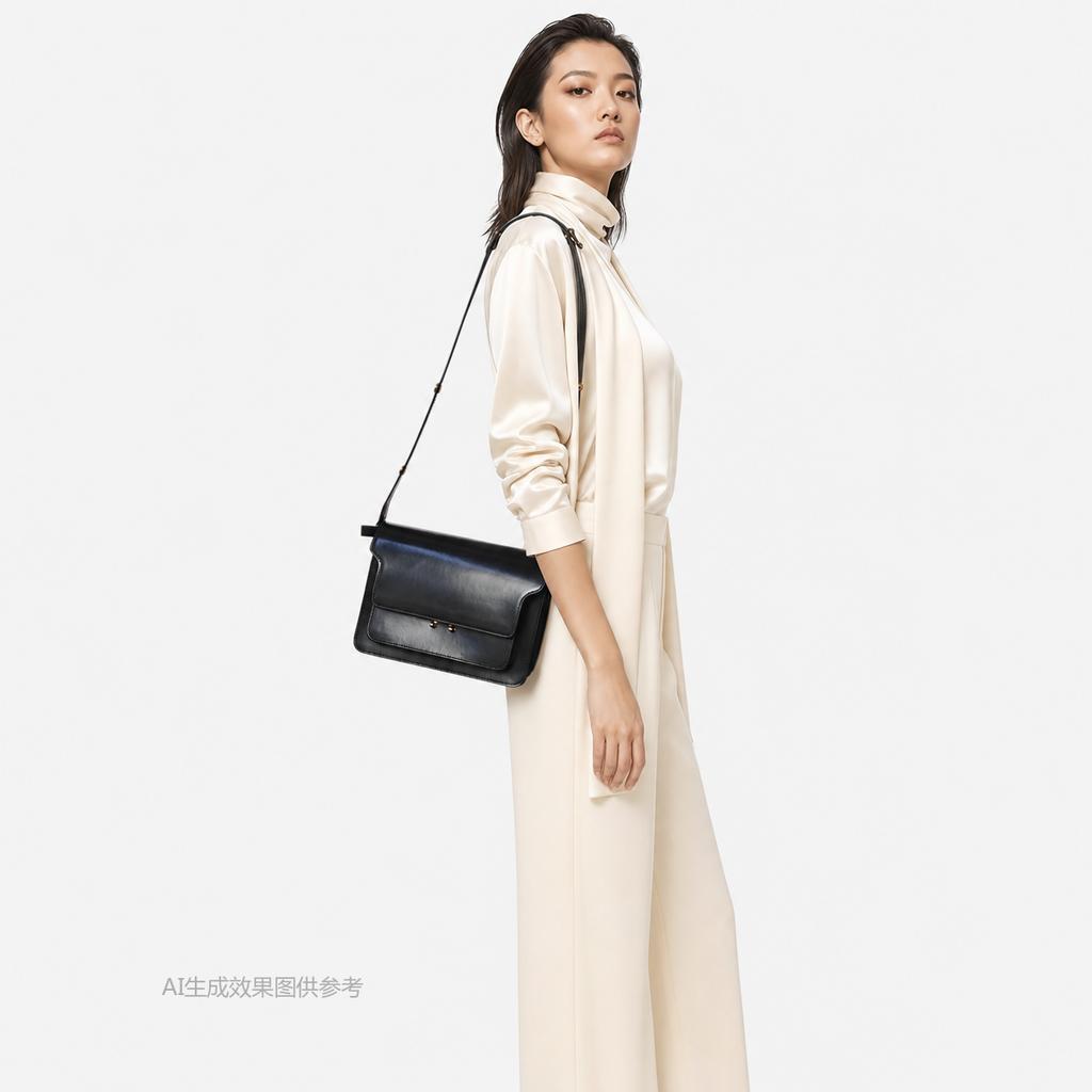 [Pre-Owned] Trunk Stitching Calfskin Accordion Crossbody Shoulder Bag - Very Good #1VODSLG