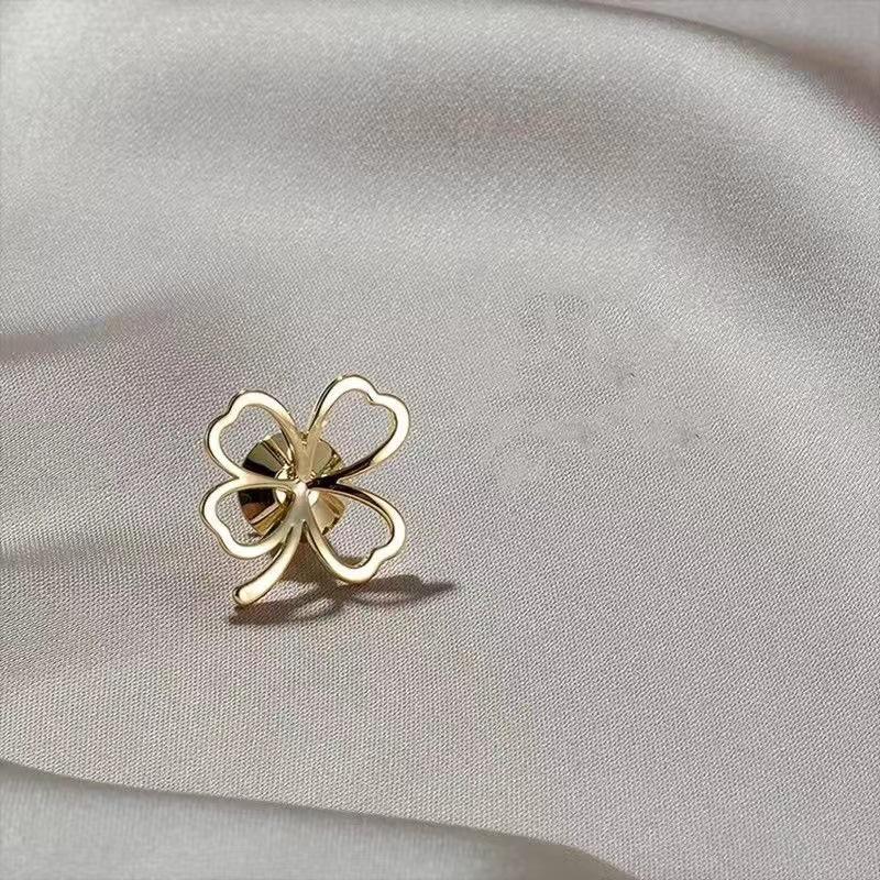 High-End No-Sew Bow Brooch for Women's Clothes Fixing and Suit Lapel Corsage