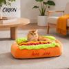 Hravá zvířecí postel Hot Dog, Odnímatelná omyvatelná podložka, Útulné plyšové hnízdo, Vtipný nábytek, Roztomilá pro malé psy a kočky, Pro vnitřní použití