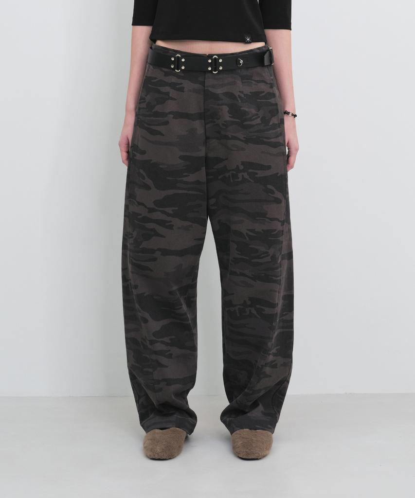 Yunse Vertical Pants (Camo)