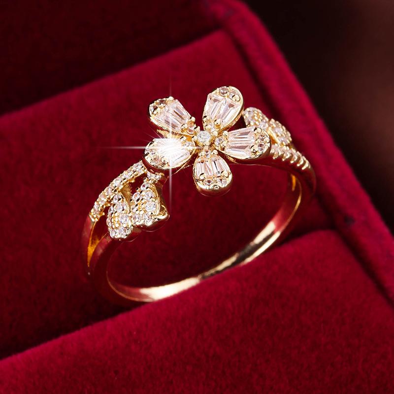 Elegant Exquisite Diamond Flower Design Women s Ring Size 9