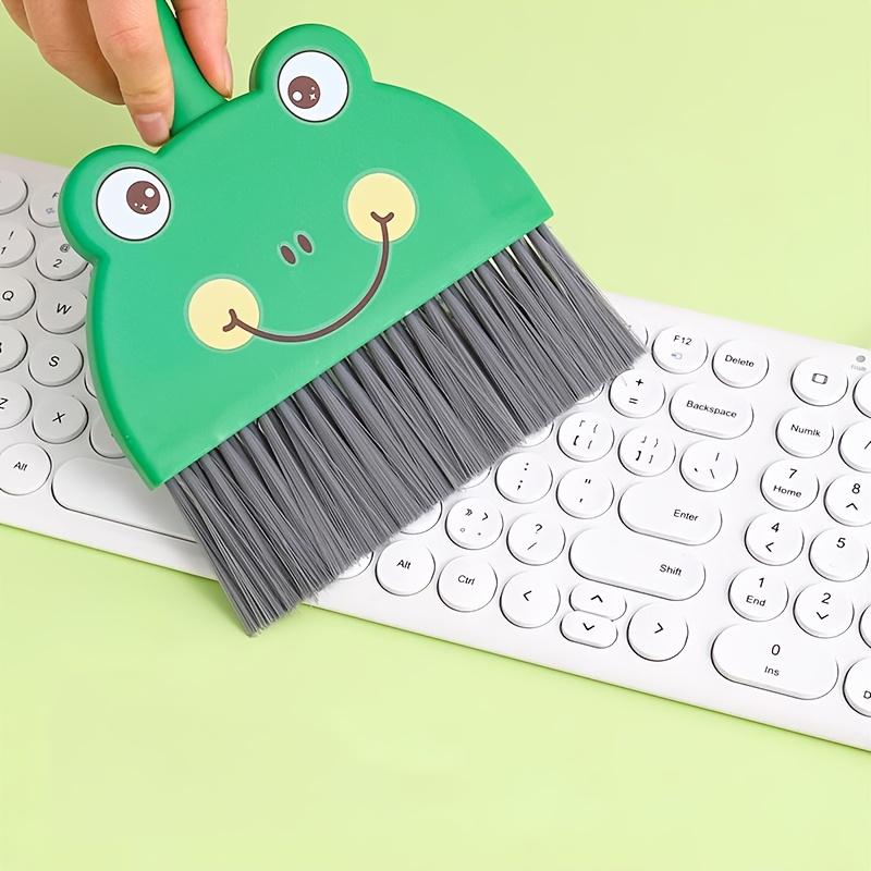 3pcs Cute Nimal Shaped Mini Broom , Dustpan Set , Bear, Rabbit, Frog/Bee, Sweeper with Bristle Brush , Pan Room, Small Spaces , Compact