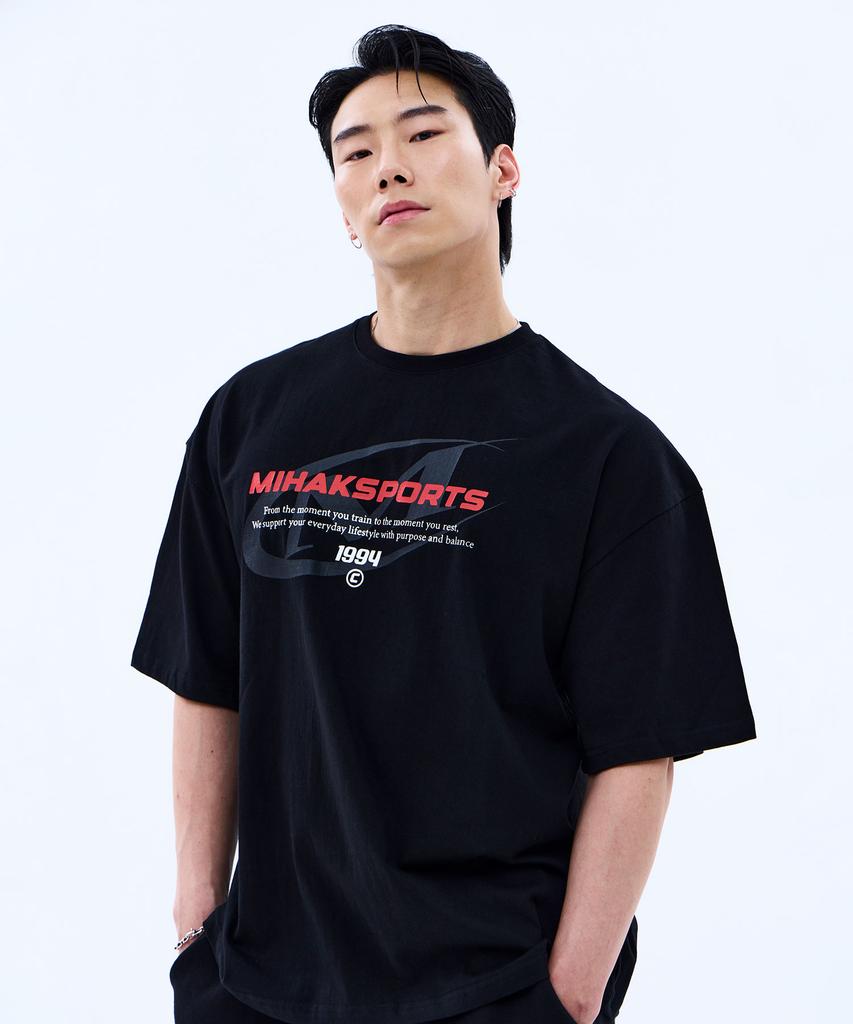 Mihag Performance Stamp Oversized T-Shirt (Black)