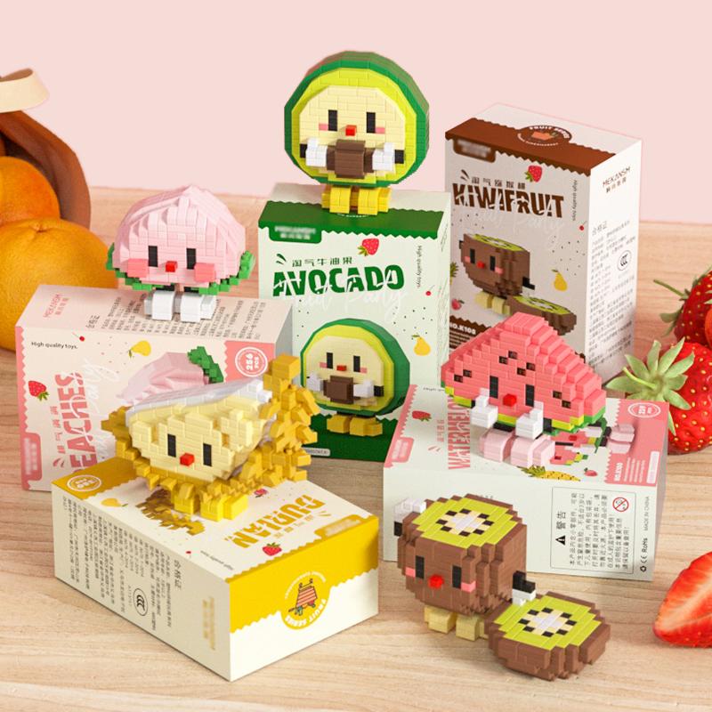 Mini décorations de fête de fruits, blocs de construction Nano Diamond, jouets en pâte à modeler fraise raisin pêche, jouets pour enfants, cadeaux d'anniversaire