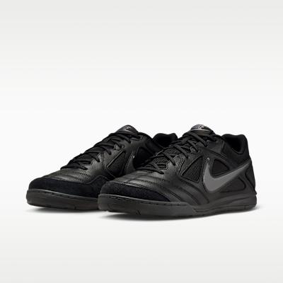 Nike Gato Black Pencil Point