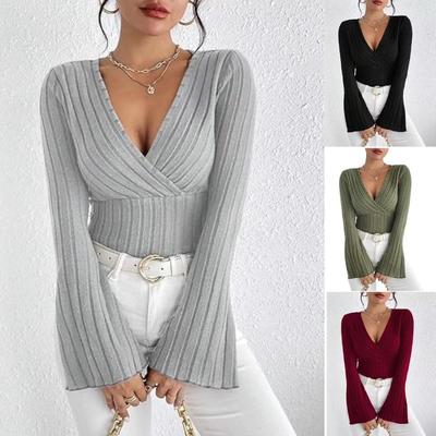 T-shirts d'automne hiver côtelés à rayures ajourées col en V coupe slim manches longues pour femmes