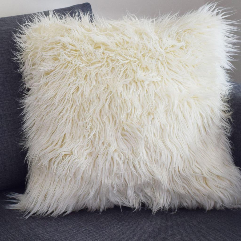 Long Fur Cushion Cover Imitation Wool  Large Plush Pillowcase Backrest Sofa Winter Warm Pillow Cover