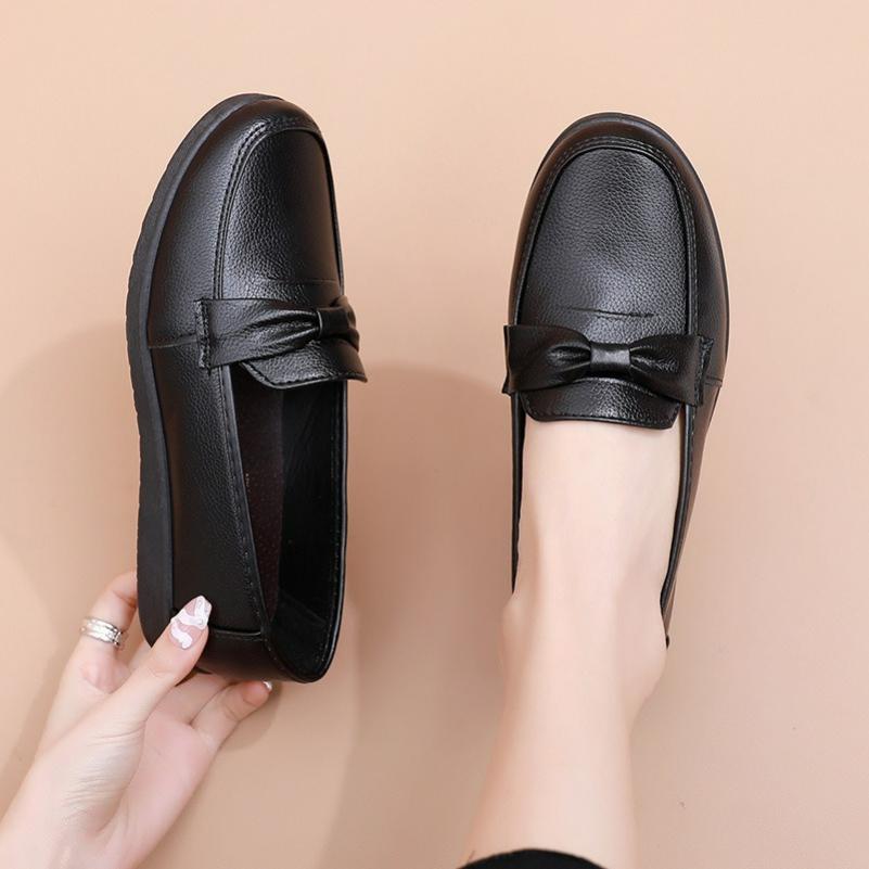 Spring and Autumn Mother Shoes Non-slip Soft-soled Single Shoes Comfortable Non-slip Women's Shoes Black Work Shoes