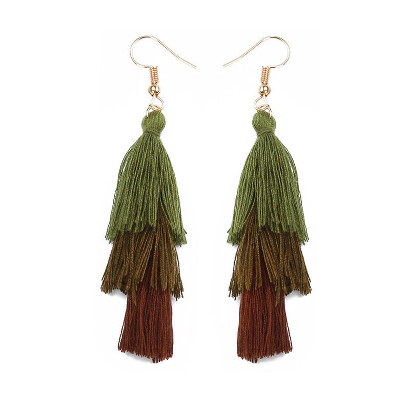 

Преувеличенные серьги-кисточки «Бохо Роза» со стразами