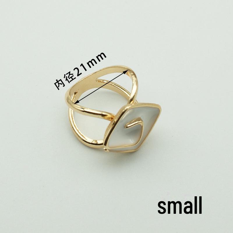 "Pearl Silk Scarf & Coat Buckle - High-End Korean Dual-Purpose Accessory"