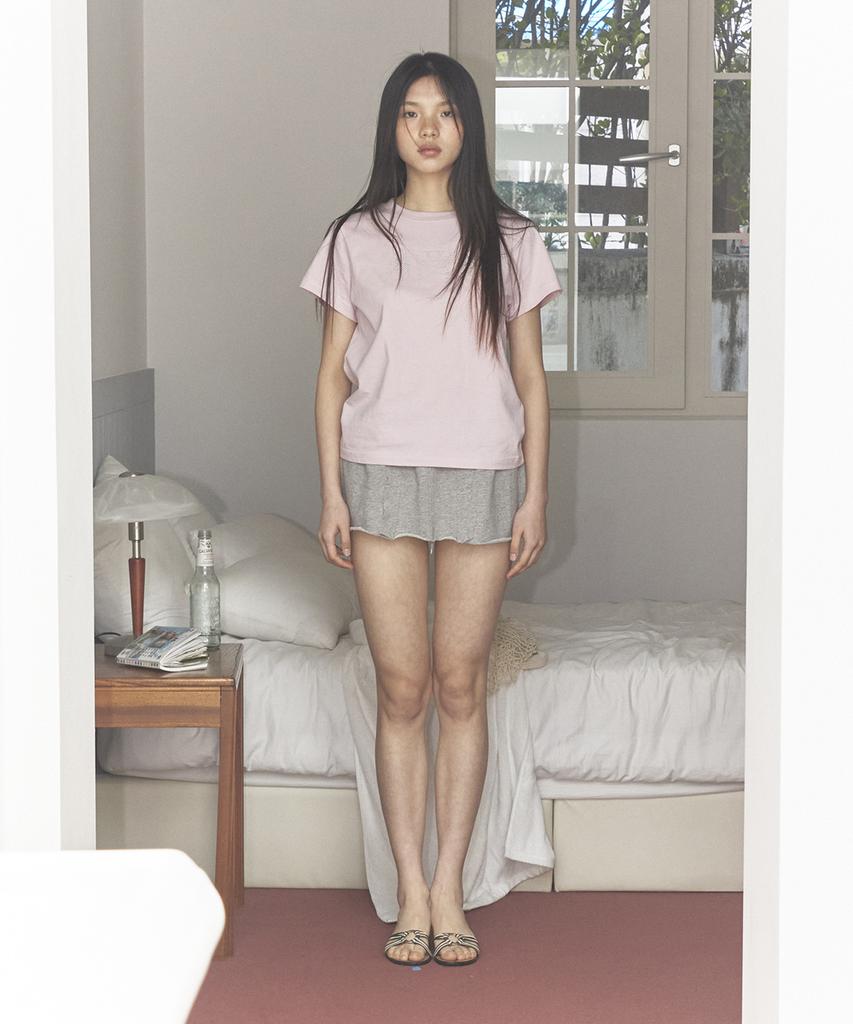 Yeongmailweeo Dinner Table T-Shirt (Pink)