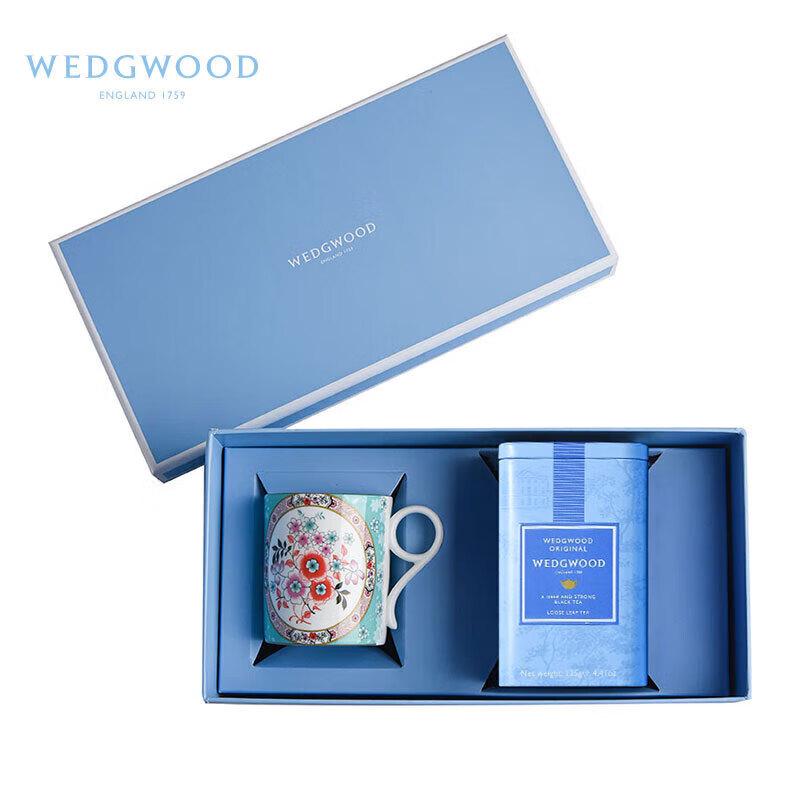 Wedgwood Набор: Кружка с камелиями  Любовь  и Чайница