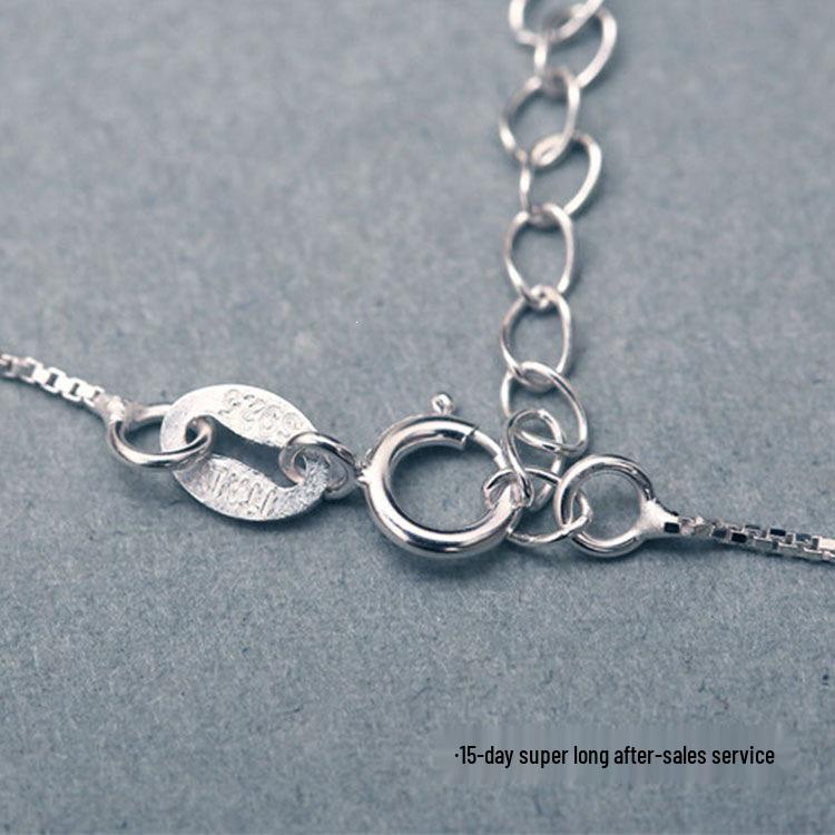 Elegant Curved Pipe Necklace - Short European & American Style Clavicle Chain for Women