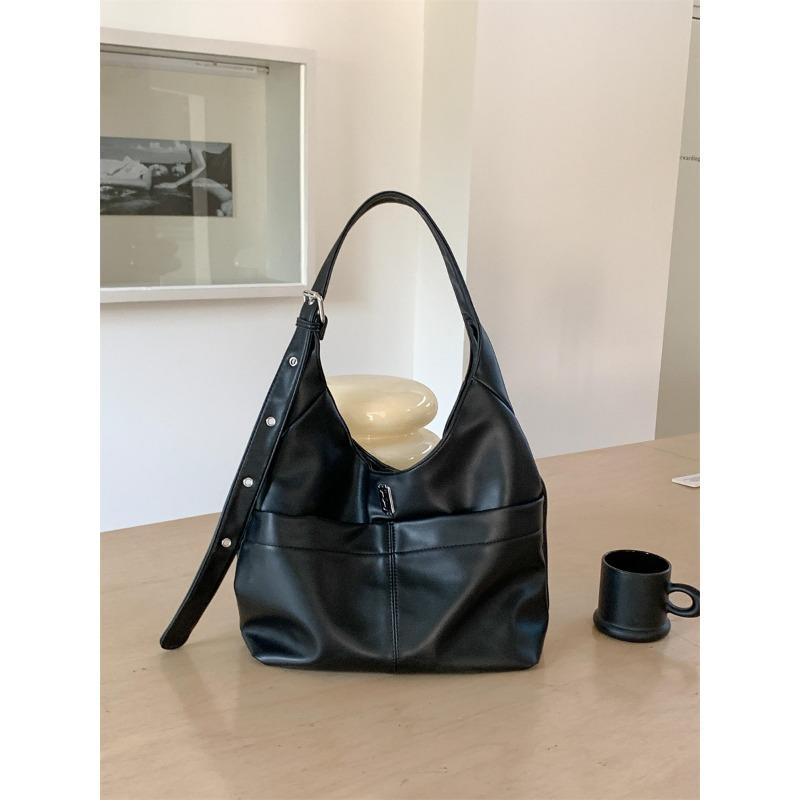 

Soft leather tote bag large capacity women niche new commuter bag fashionable simple shoulder bag women чорний