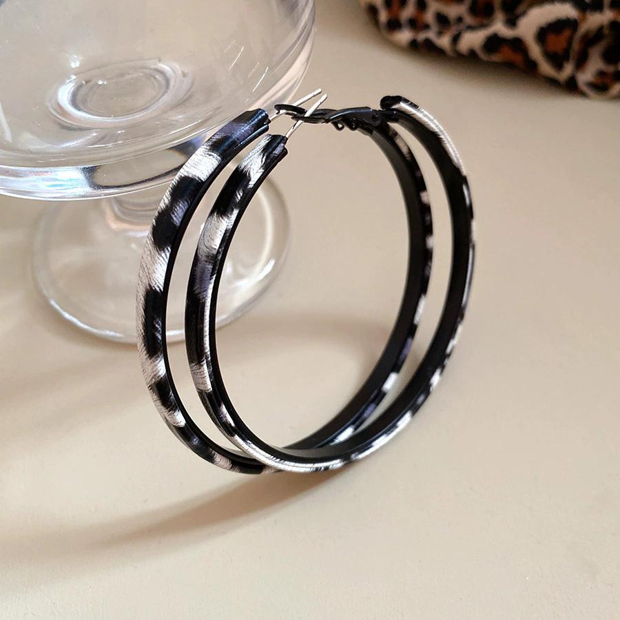 5cm Big Hoop Earrings for Women Fashion Punk Black White Round Circle Dangle Earrings Personality Geometry Party Jewelry Gifts