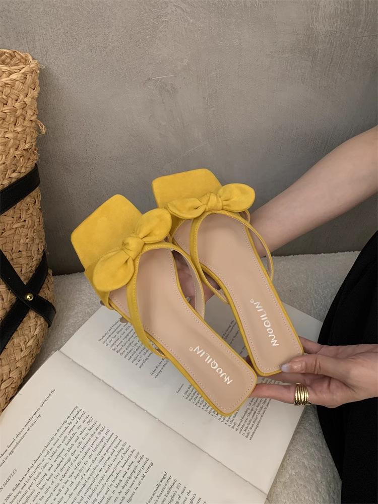 

Fairy style bow with square head cool slippers female 2025 new French temperament with skirt slippers 40