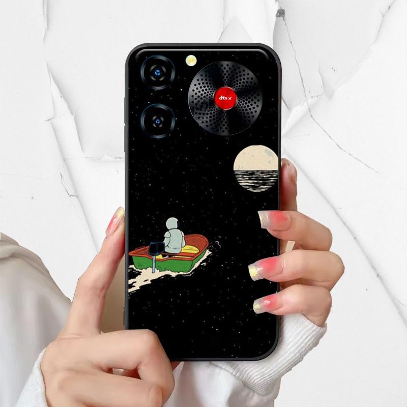 Cartoon Astronaut Phone Case For ZTE Nubia Music Cover Soft TPU Protective Shell For Nubia Music Cases Z2353 Black Silicone Capa