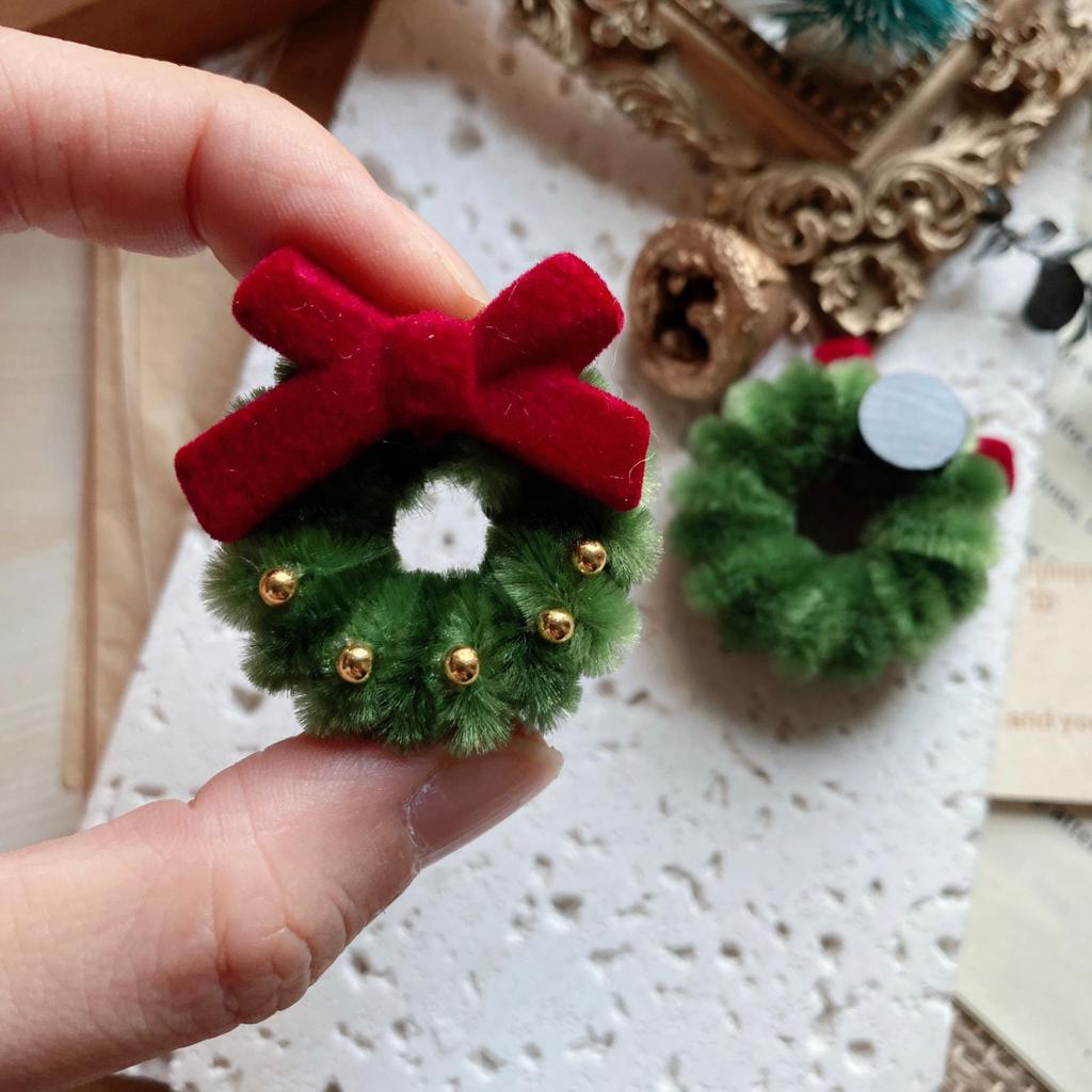 Christmas Refrigerator Magnets Kawaii Wreath Fridge Magnets Cute Decorative Magnets Personalized Fridge Magnet Locker Cabinet